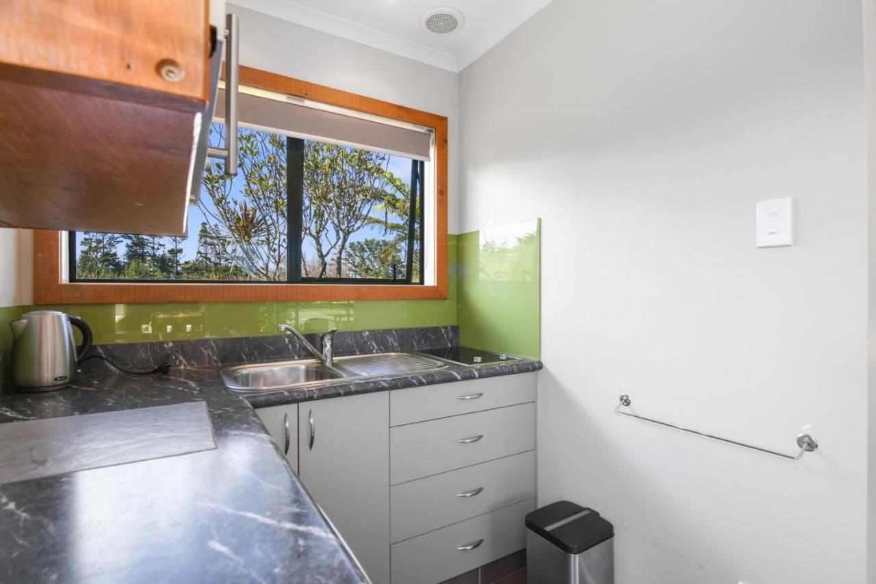 Upepo - The Garden Room - Cape Foulwind Studio מראה חיצוני תמונה